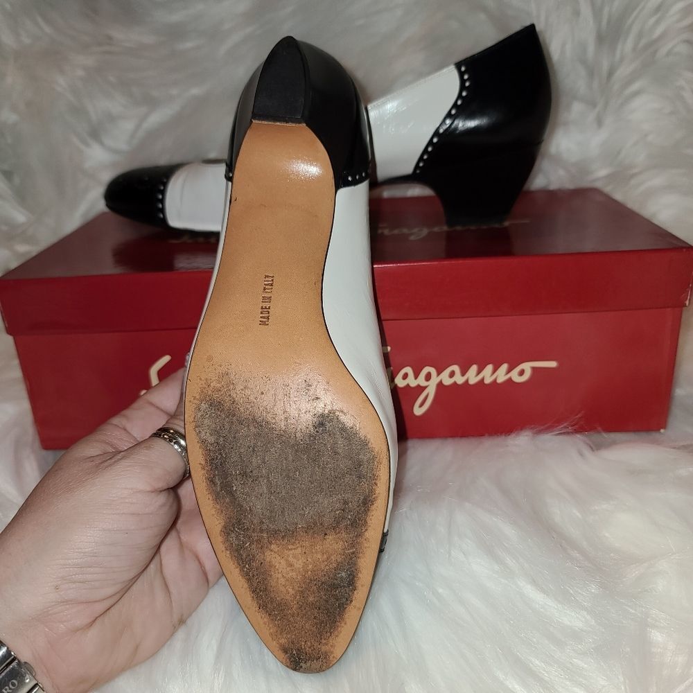 SALVATORE FERRAGAMO VINTAGE PUMP HEELS (7.5AA) - Picture 11 of 13